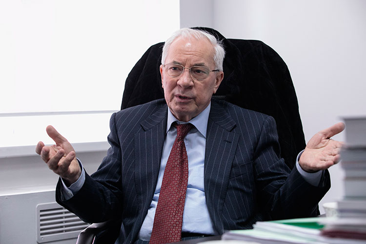 Николай Азаров в 2025