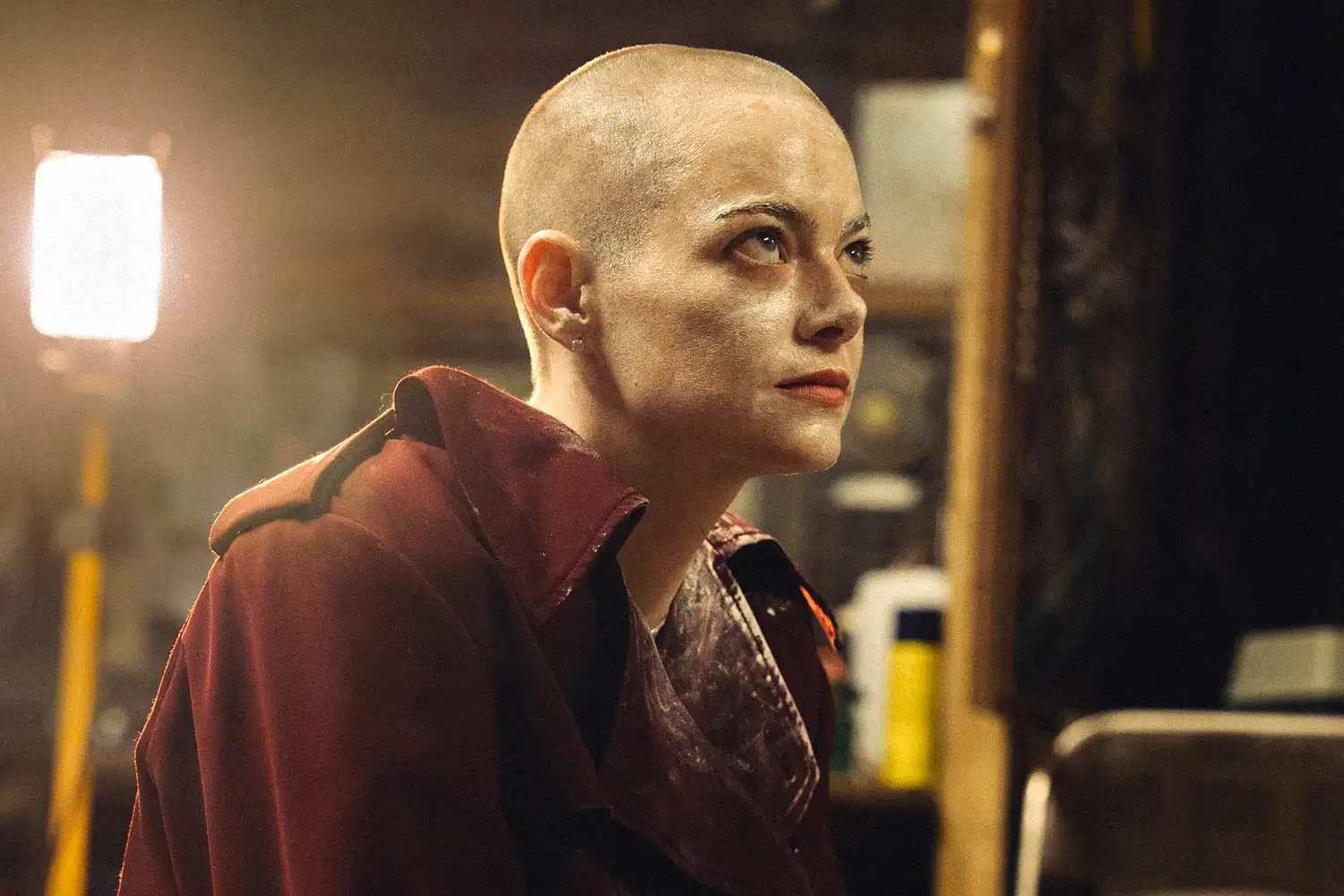 Вход только для лысых: зрителям фильма "Бугония" дают бесплатные билеты в обмен на "стрижку