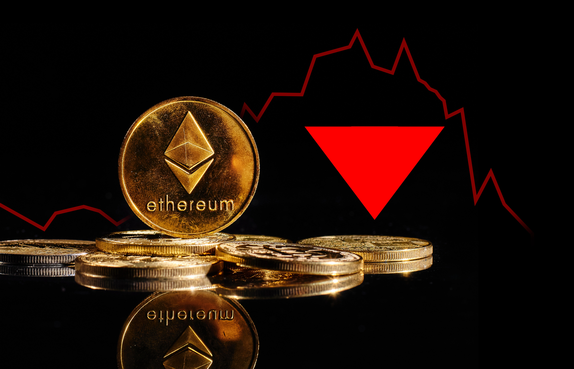 Рекордный отток средств из Ethereum: инвесторы вывели почти $800 млн