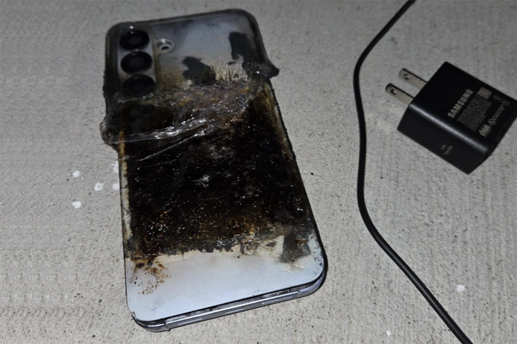 Що каже Samsung: двомісячний Galaxy S25+ загорівся під час заряджання