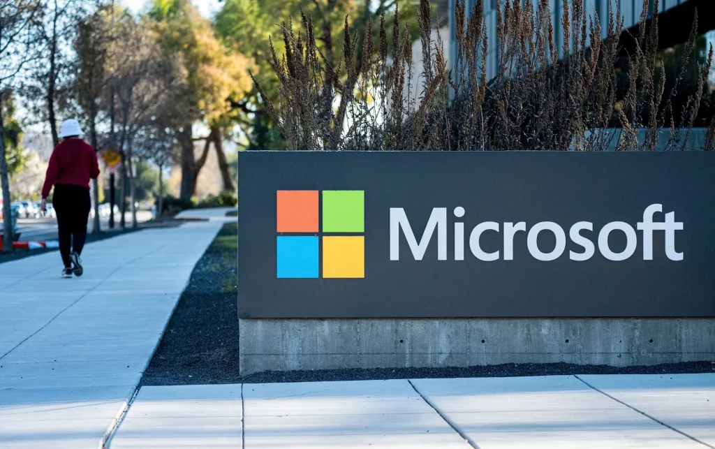 Microsoft запустила першу в історії програму добровільного виходу на пенсію для співробітників США