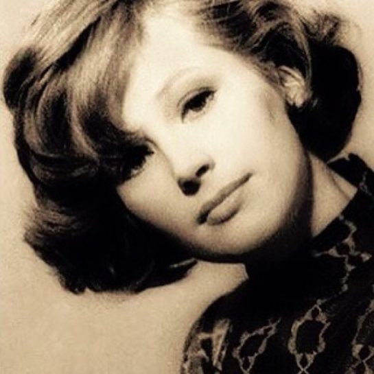 Алла Пугачова В Молодості: Ранние Годы и Начало Карьеры