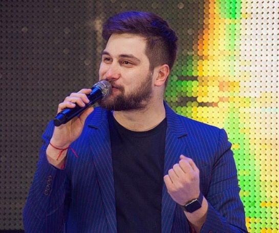 Степан Гига Семья Фото: История жизни и карьеры известного исполнителя