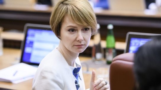Хто Така Лана Зеркаль: Біографія, кар'єра та особисте життя