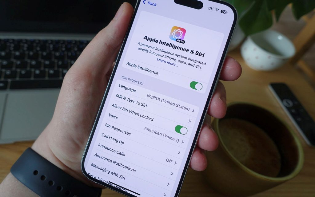 Привіт, Siri: Apple представила на WWDC оновленого голосового ШІ-помічника та Apple Intelligence