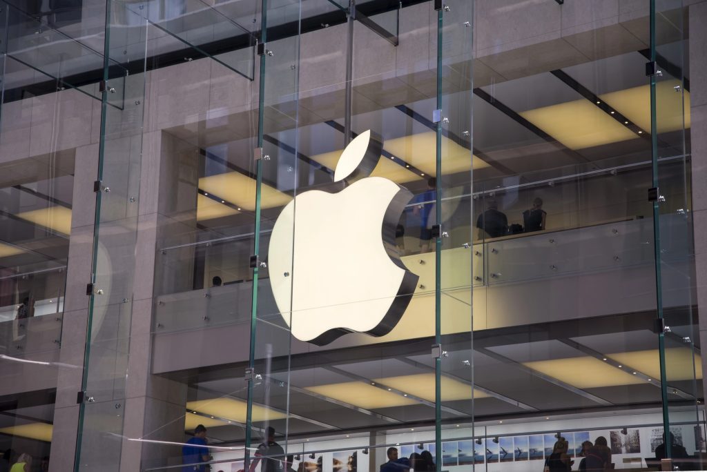 У Apple проблеми: вразливість Hide My Email розкриває реальні email-адреси